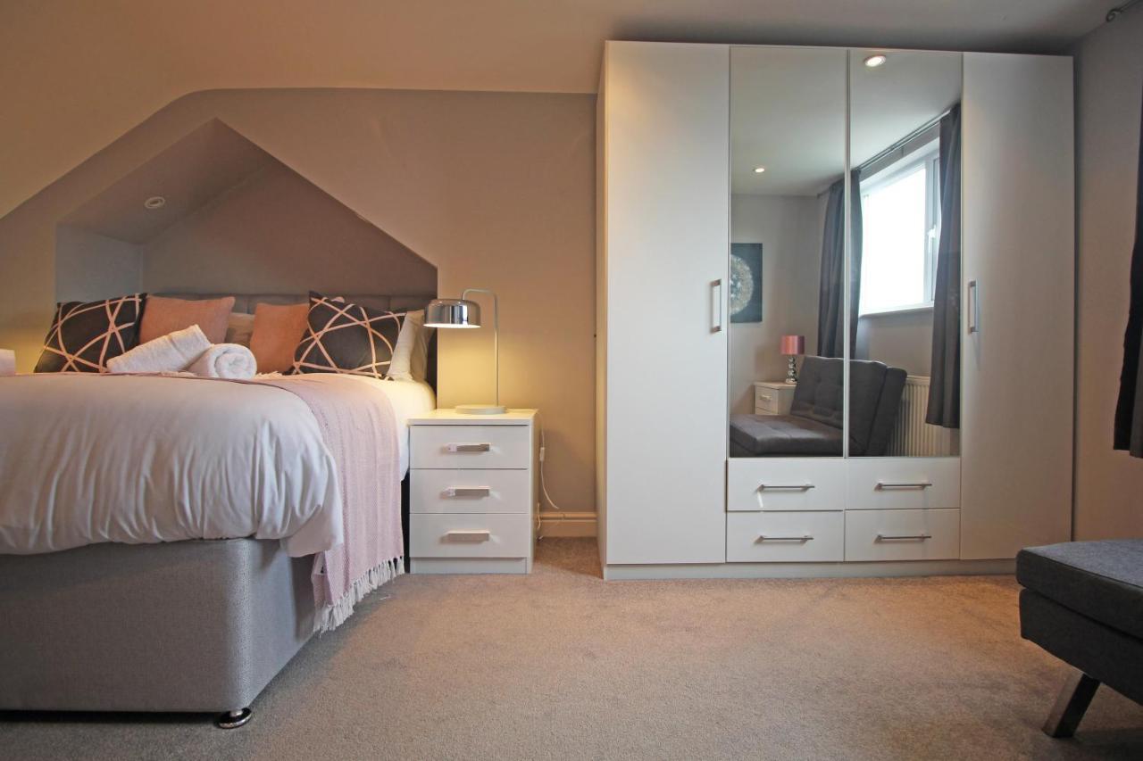 Queens Road - Luxury Spacious Home In Chester Christleton Экстерьер фото