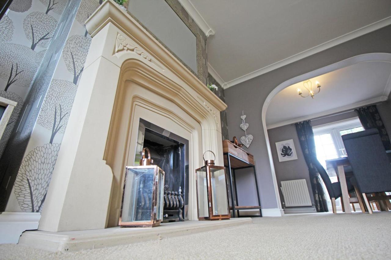 Queens Road - Luxury Spacious Home In Chester Christleton Экстерьер фото